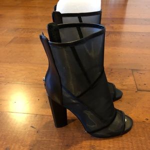 Steve Madden open toe boots